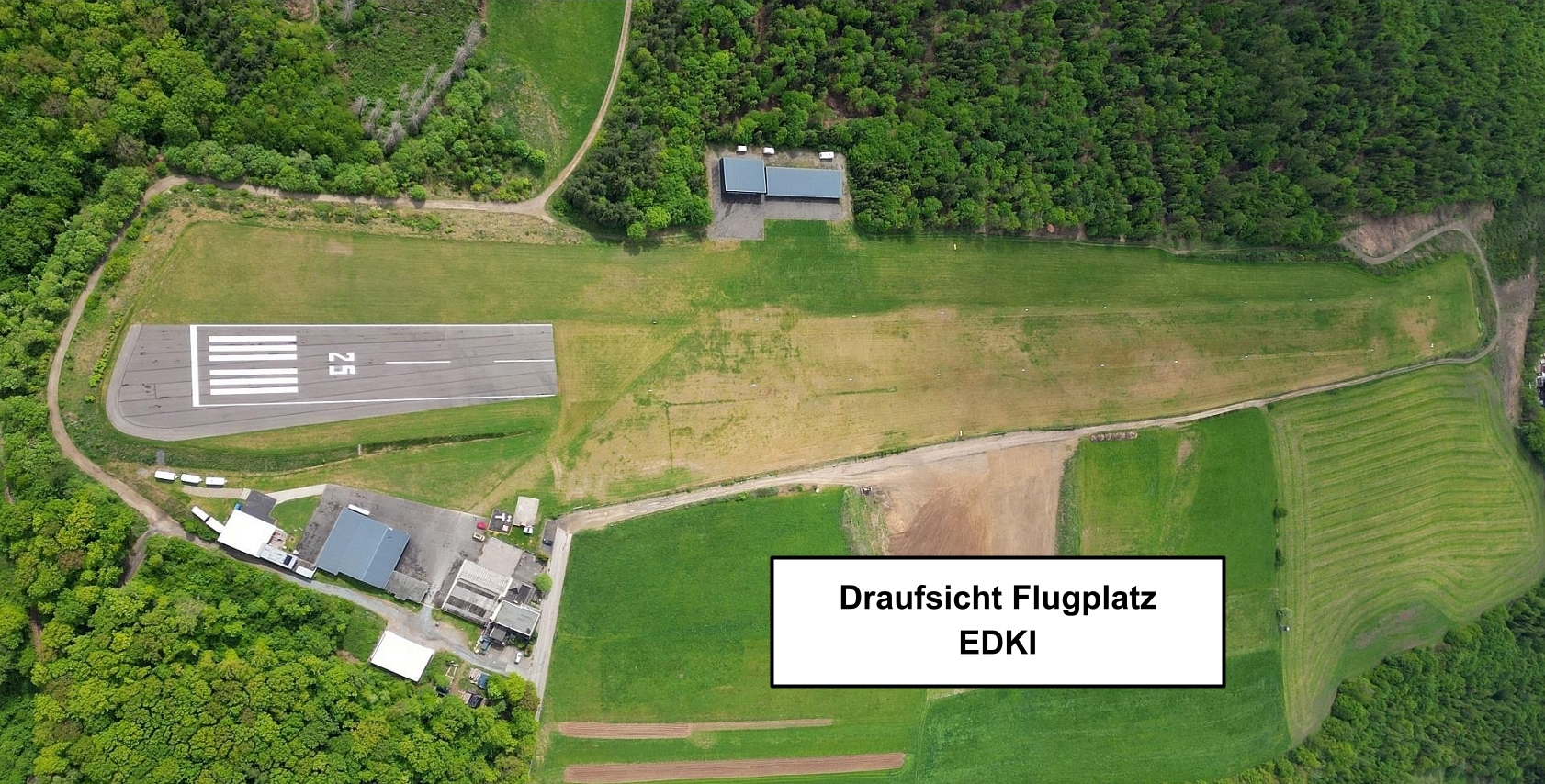 Draufsicht_Flugplatz_EDKI_1